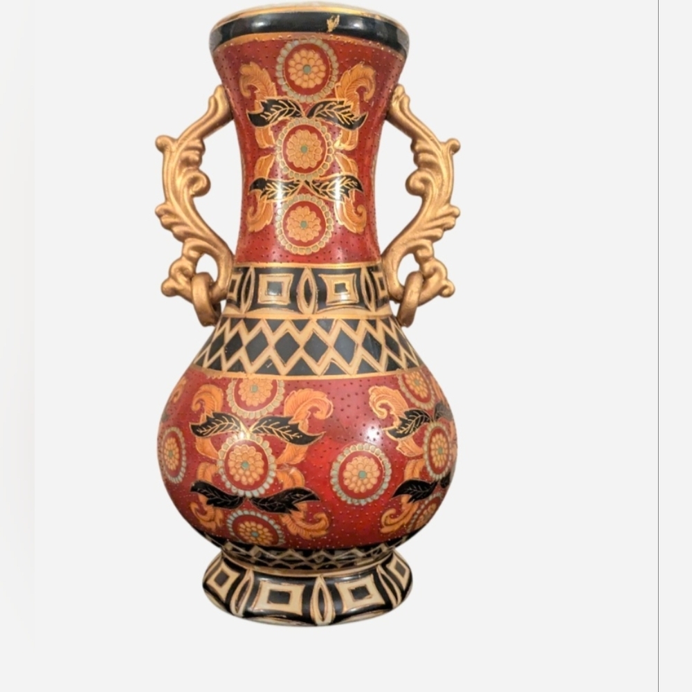 Elegant Red and Gold Decorative Vase